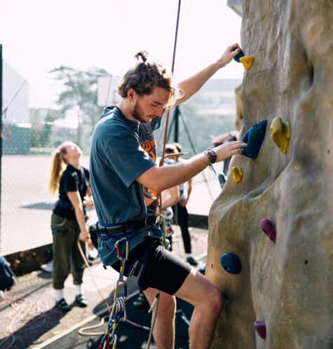 22 Rock Climbing (14) 22 Rock Climbing (14)